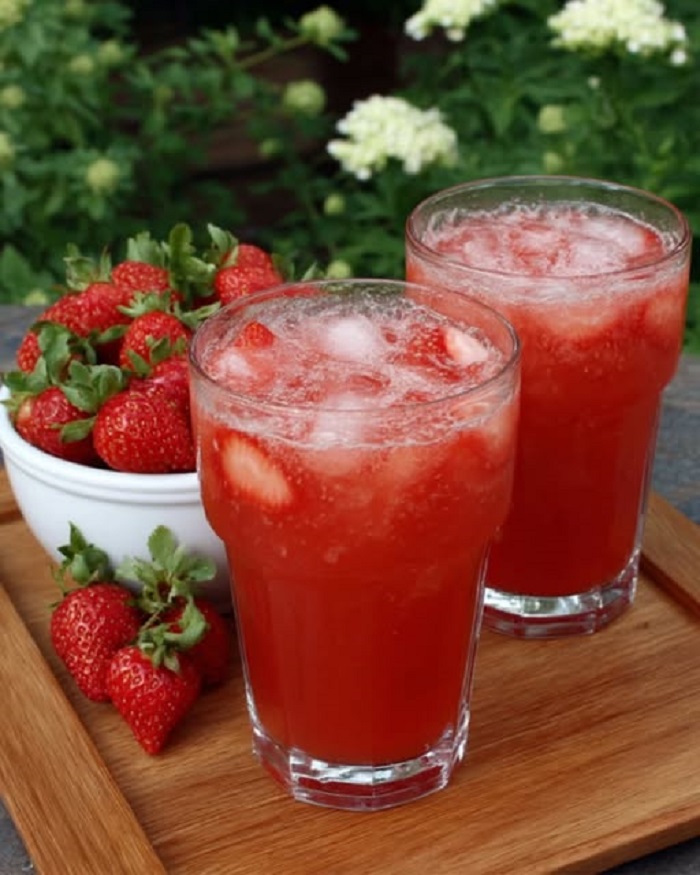 Limonade à la Fraise Maison
