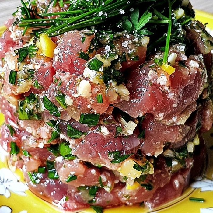 Tartare de bœuf aux herbes fraîches