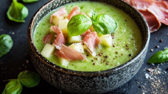 Gaspacho de courgettes et pommes
