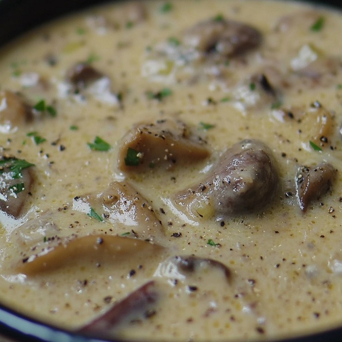 Sauce aux champignons crémeuse