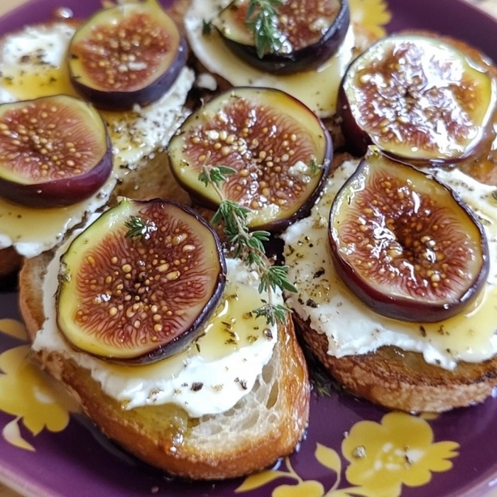 Crostinis chèvre, figues & miel