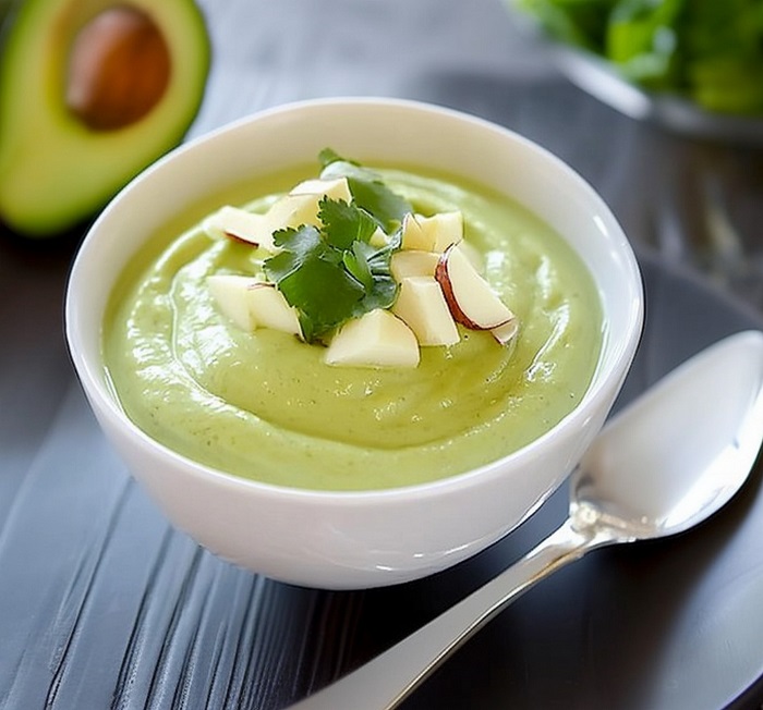 Crème Froide d'Avocat