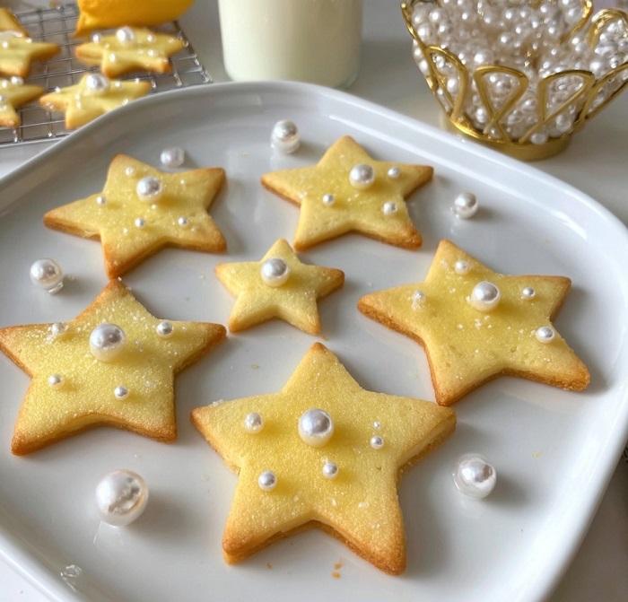 Sablés Étoiles au Sucre Doré